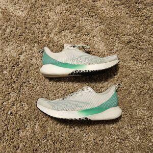 New Balance FuelCell RC Elite x Dao-Yi Chow 'We Need Leaders' - Men sz 12